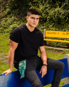 Pañoleta 45x45 Coco Green - HIP Universo estampado - Ropa y Accesorios para mujer 