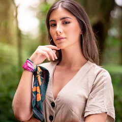 Pañoleta Tropical green 45x45