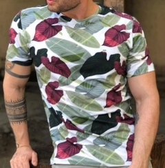 Camiseta Masculina EC Company lírio Colorido - comprar online