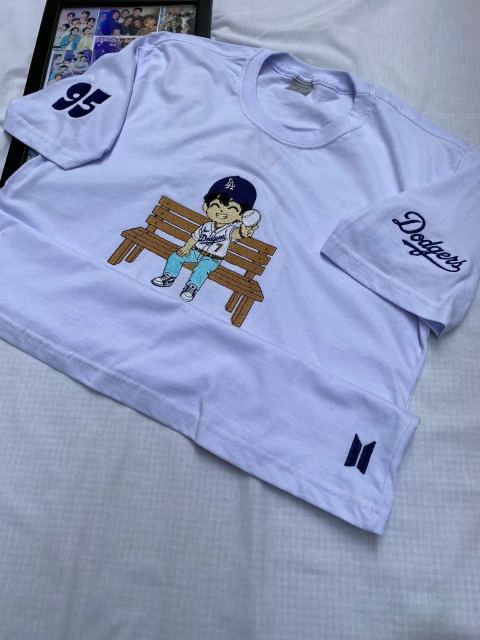 Camiseta 4B- Frente Taehyung beisebol - Mangas 95 e Dodgers - Costas V - 7 - comprar online