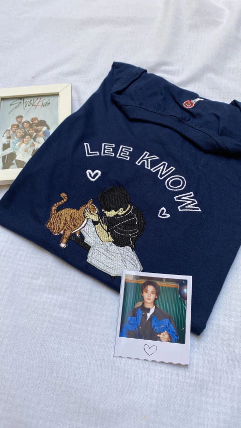 Camiseta Lee Know - com gatinho - comprar online