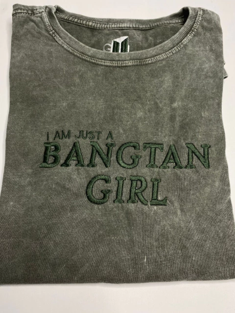 Camiseta marmorizada - BANGTAN GIRL - Pequeno defeito - comprar online