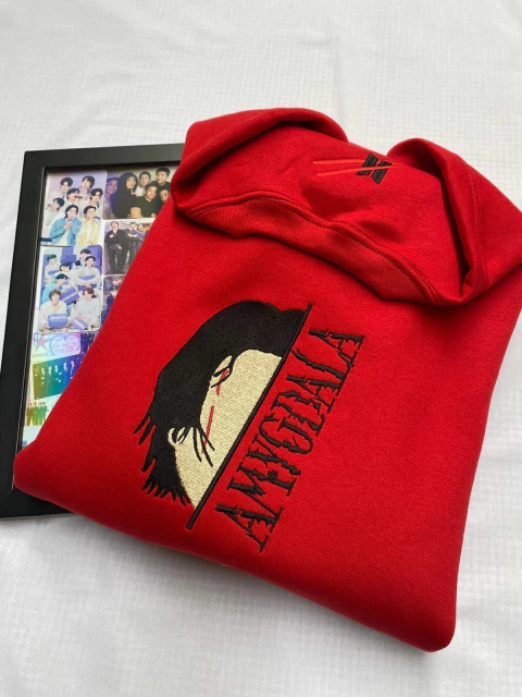 Moletom Amygdala - August D - comprar online