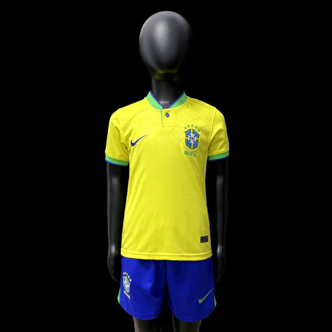 Conjunto Infantil Seleção do Brasil 22/23 - Nike - Amarelo