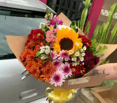 BUQUÊ DE FLORES DO CAMPO