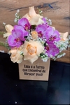 BOX DE ROSAS CHÁ E ORQUÍDEAS