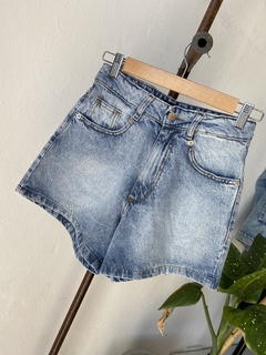 Short Camila en internet