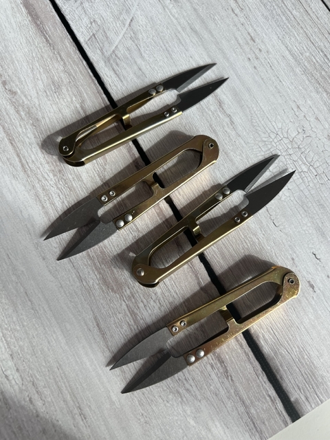 Tijerin/sacapelusas metálico