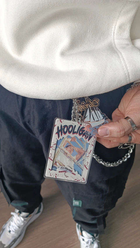 CardHolder Hooligan