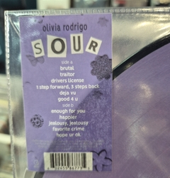 LP OLIVIA RODRIGO - SOUR (PICTURE DISC) - Lado 2 Discos