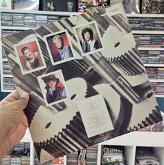 LP - QUEEN - THE WORKS na internet
