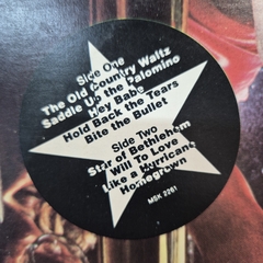 LP NEIL YOUNG - AMERICAN STARS ´N BARS - Lado 2 Discos