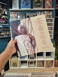 LP ELZA SOARES - SENHORA DA TERRA na internet