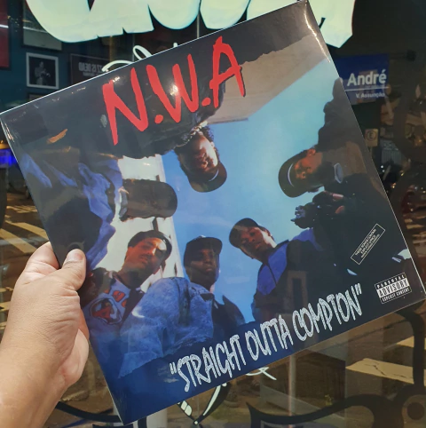 LP N.W.A - STRAIGHT OUTTA COMPTON
