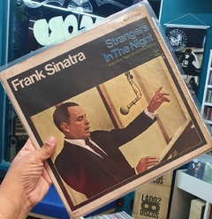 LP FRANK SINATRA - STRANGER IN THE NIGHTS