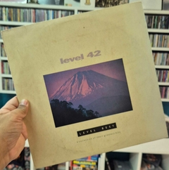 LP LEVEL 42 - LEVEL BEST - A COLLECTION OF THEIR GREATEST HITS