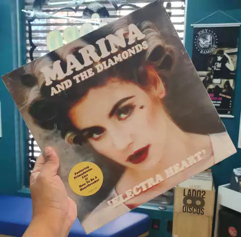 LP MARINA AND THE DIAMONDS - ELECTRA HEART