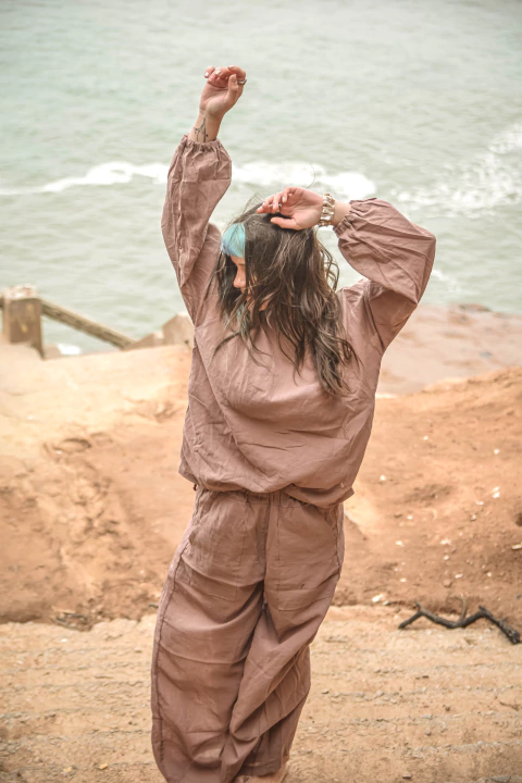 BLUSA PEACE M/L VINO - comprar online