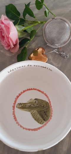 Xícara com infusor - lágrimas de crocodilo - Isabela Leão