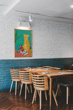 Cheetah tomadora de café - comprar online