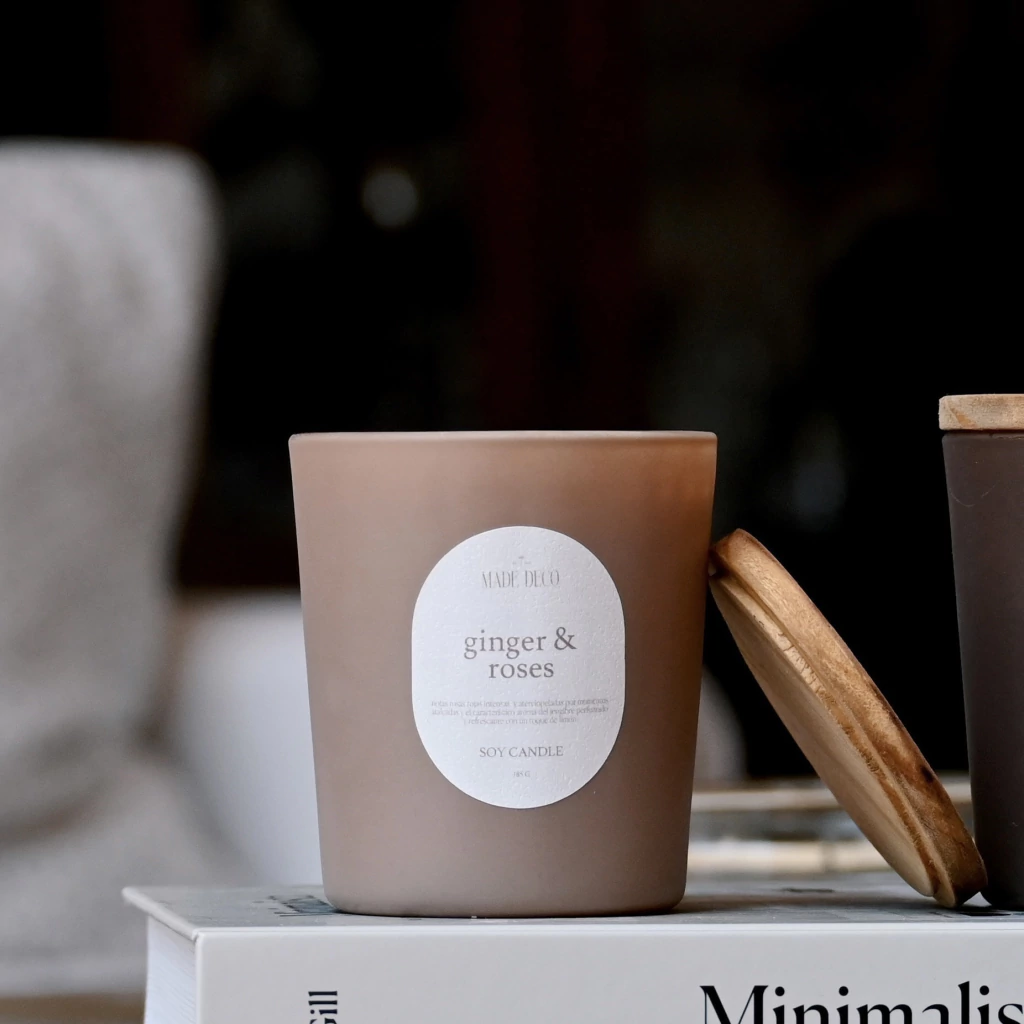 Ginger & Roses Soy Candle