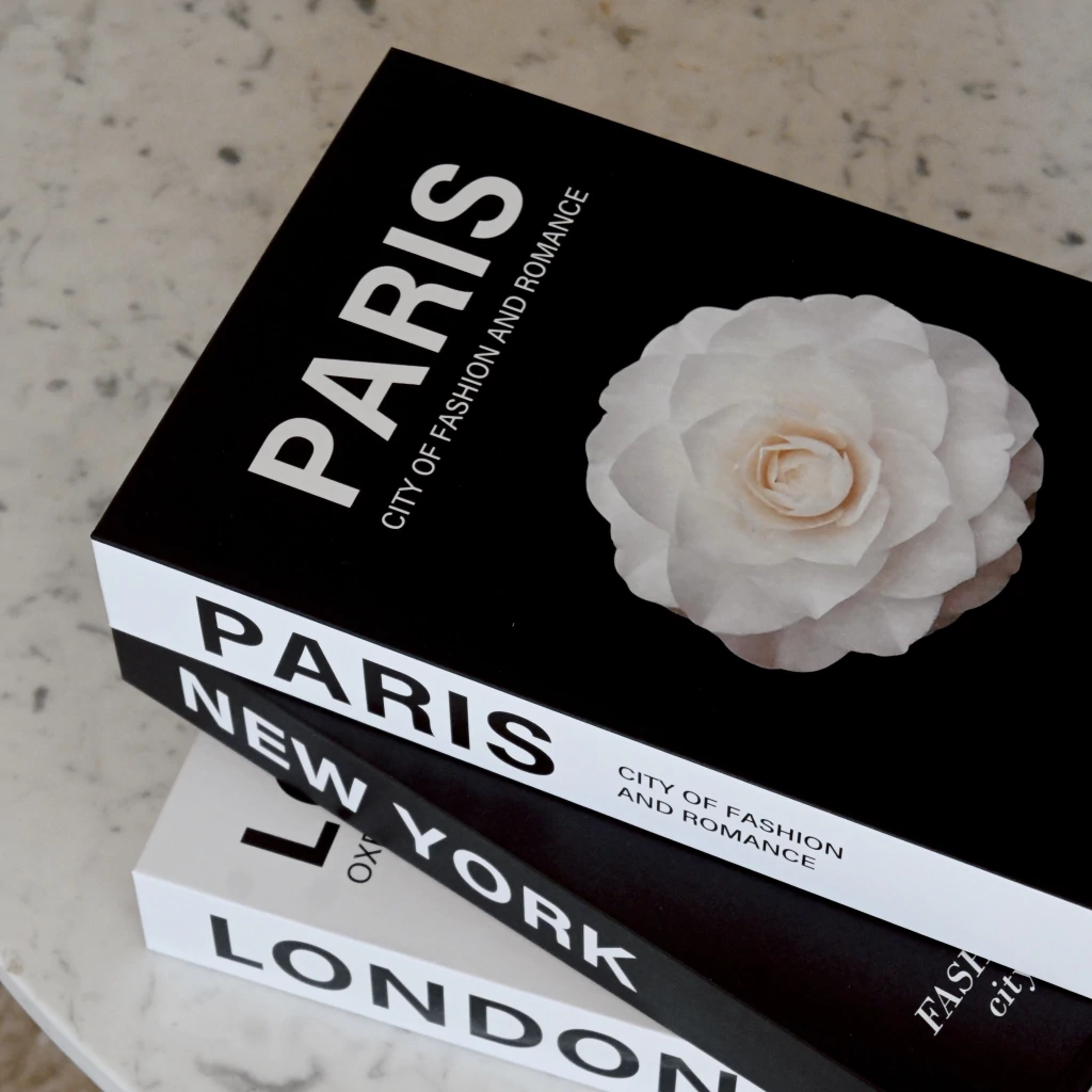 Libro Tapa Decorativa Paris