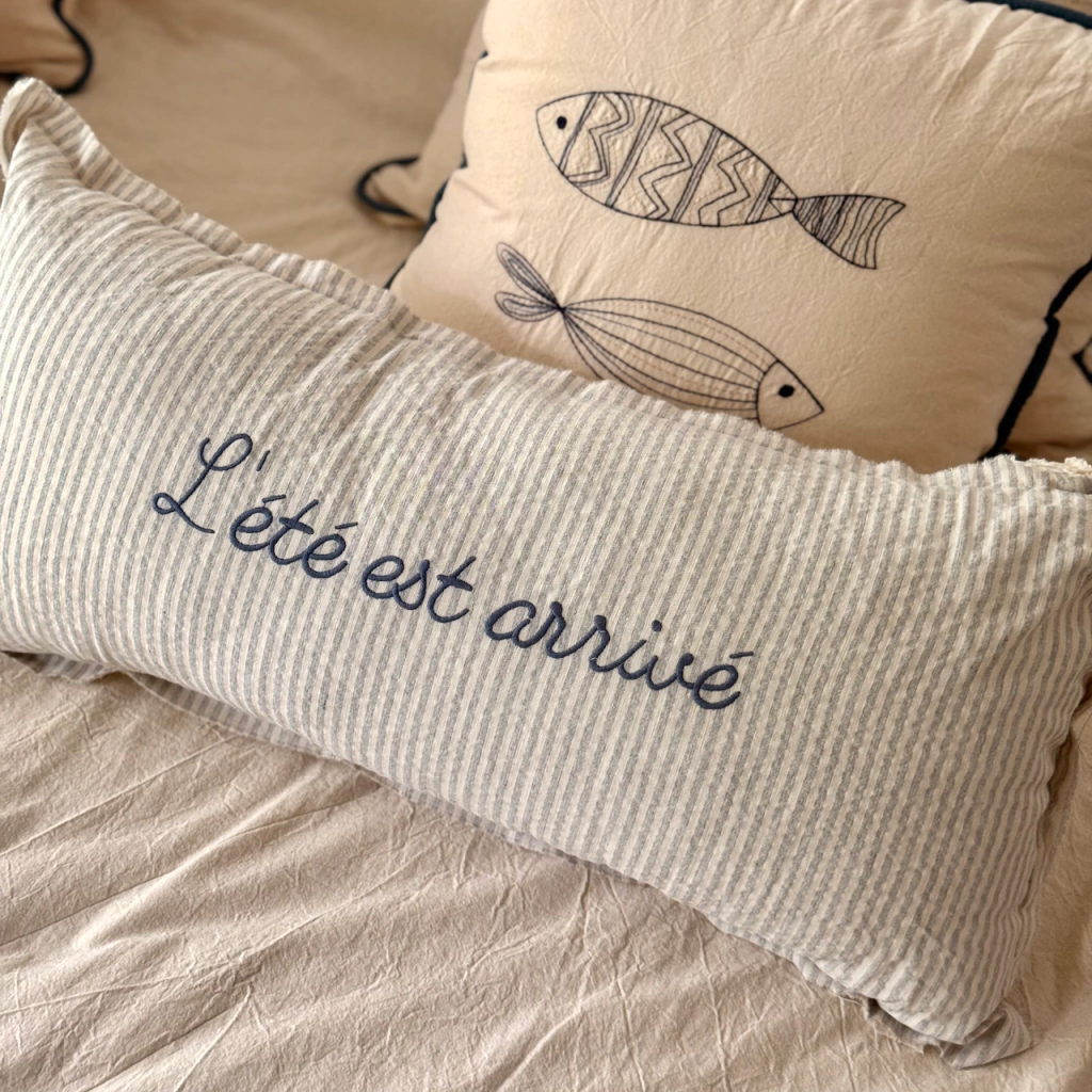 Almohadón L´été est arrivé celeste