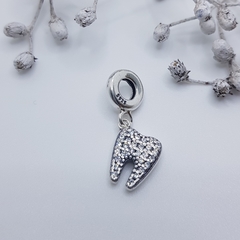 Berloque Dente Cravejado Prata 925