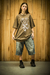 REMERA "BUNNY" MARRON en internet