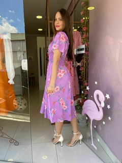 Vestido Lis - Floral Fundo Lilás na internet