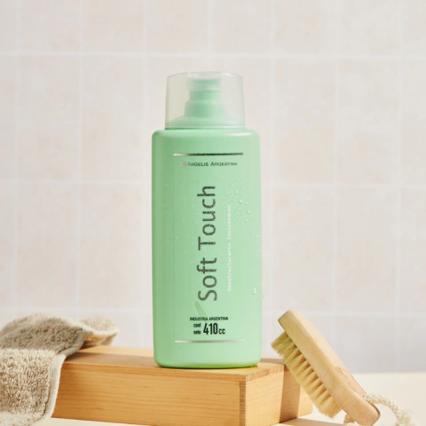 Soft Touch – Acondicionador restaurador diario para pelo seco o quebradizo x410 cc | Angelis - comprar online