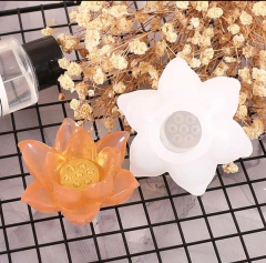 Molde de silicona mini flor de loto abierta en internet