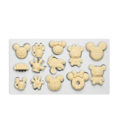 Molde de silicona Mickey x 13 en internet
