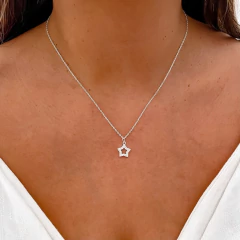 Collar Génova en internet