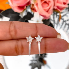 Pasantes Nisha (unidad) en internet