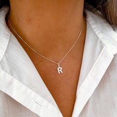 Collar Inicial R