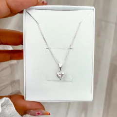 Collar Devon en internet