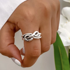 Anillo Hero en internet