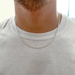 Collar Alexis en internet