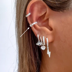 earcuff Nixi en internet