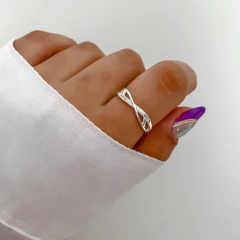 Anillo Lizbeth en internet