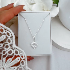 Collar aisha en internet