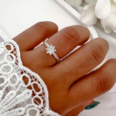 Anillo Ivy en internet