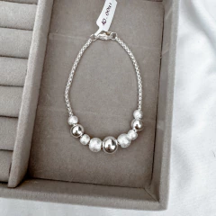 Pulsera grace en internet