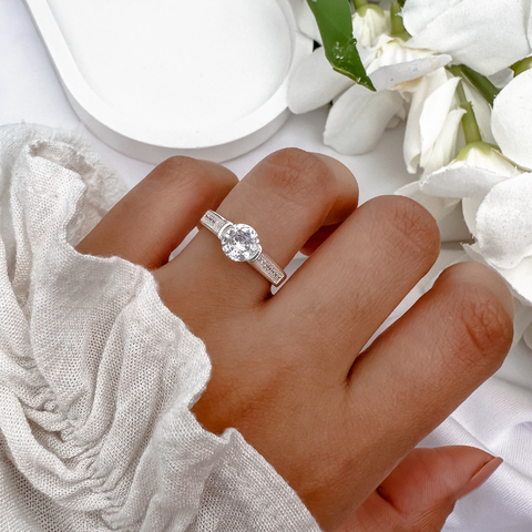 Anillo Basia