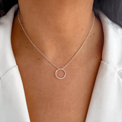 Collar kayla en internet
