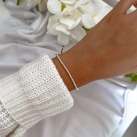 Pulsera de hilo Leah black