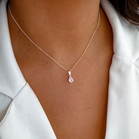 Collar amelia