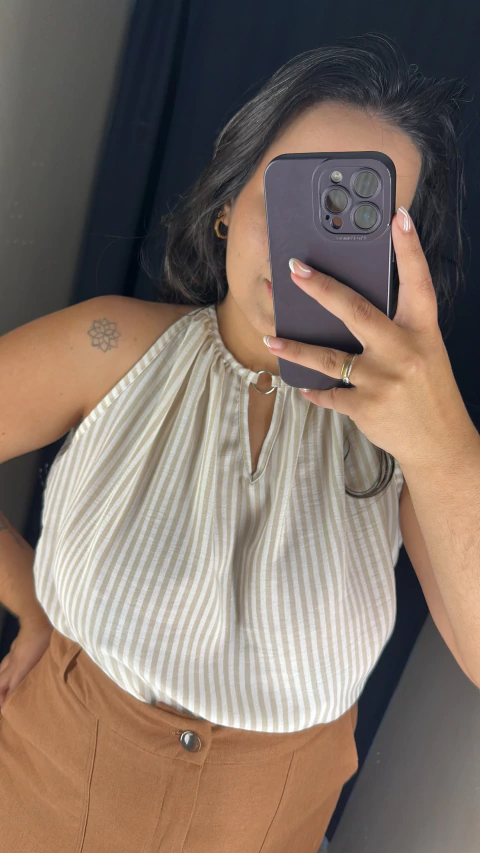 Blusa cava americana - Moscou