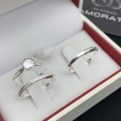 Aliança torcida em 2mm + Pedras em zircônia | PRATA 950 - comprar online